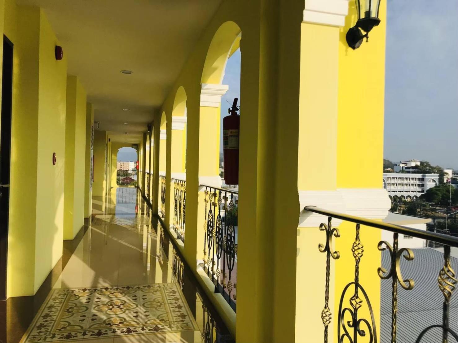 Phuket Chinoinn-Shaplus Certified Exteriör bild